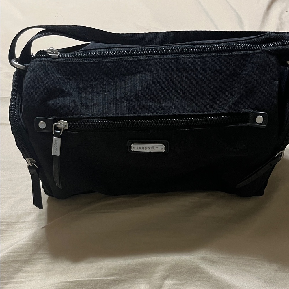 Baggallini Black Belt Bag